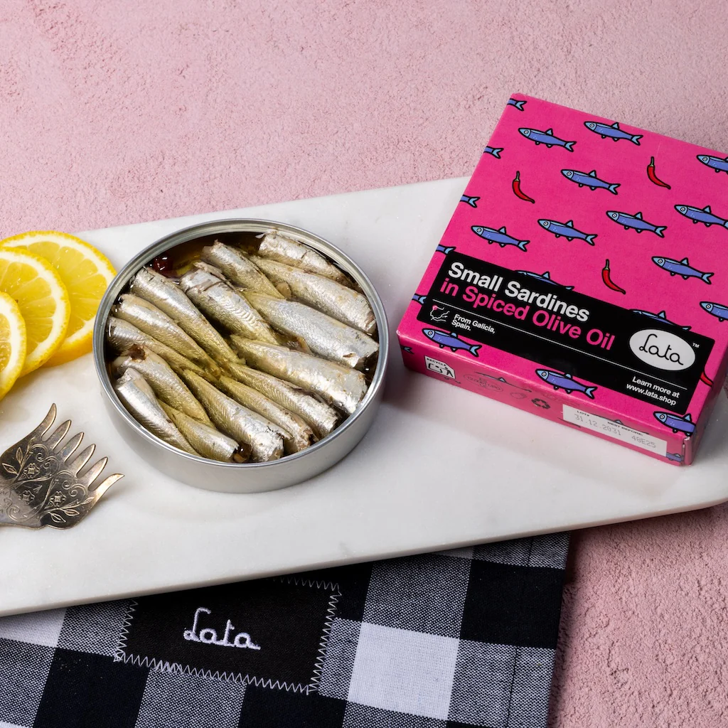 Lata Small Sardines in Spiced Olive Oil - Image 2