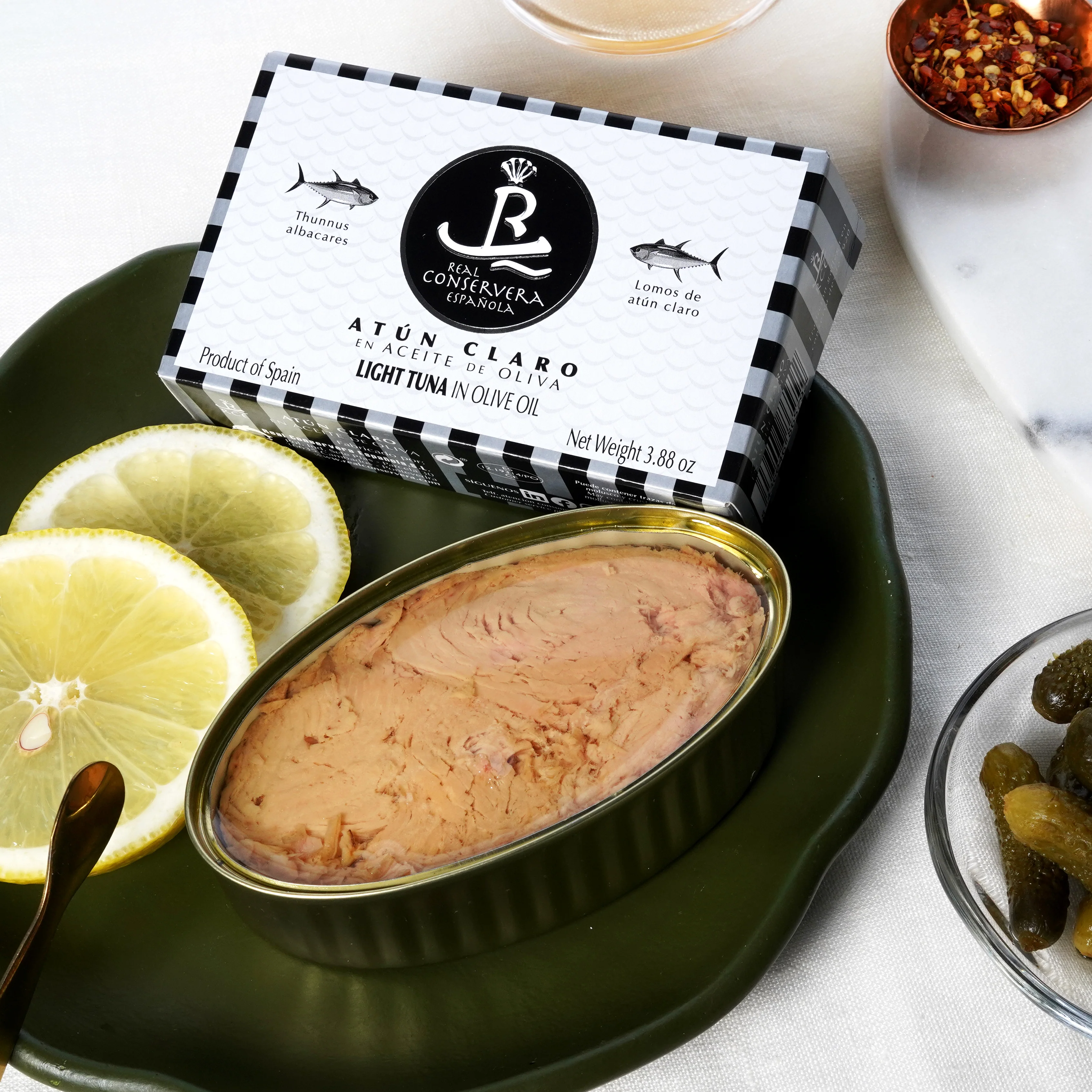 Real Conservera Española Yellowfin Tuna in Olive Oil - Image 3